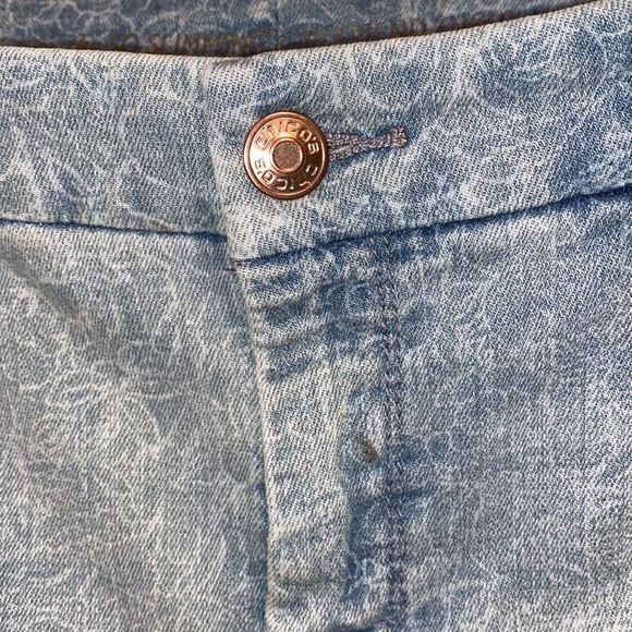 Chico’s The So Sliming Ankle jeans size 1 - Picture 3 of 7